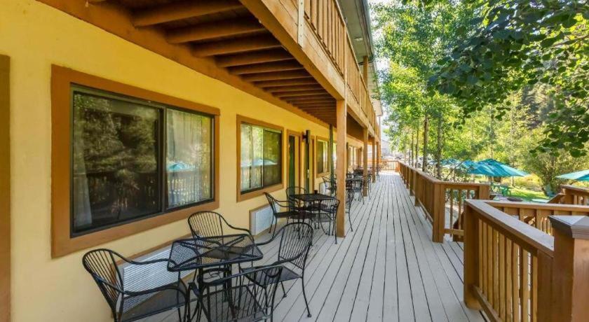 Best Western River'S Edge Red River Bagian luar foto